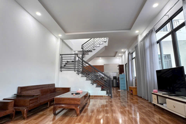 [CỰC HIẾM] NHÀ SÂN VƯỜN 143M² SÁT BIỂN TRẦN PHÚ – NGANG 8M BỀ THẾ – FULL NỘI THẤT