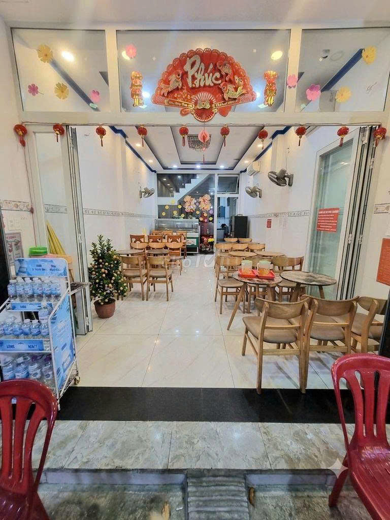 CHO THU&Ecirc; MẶT BẰNG KINH DOANH MẶT TIỀN ĐƯỜNG L&Ecirc; TH&Aacute;NH T&Ocirc;N PHƯỜNG LỘC THỌ NHA TRANG &ndash; NGAY NG&Atilde; 7 TRUNG T&Acirc;M &ndash; DIỆN T&Iacute;CH SỬ DỤNG 120M&sup2; VỈA H&Egrave; SI&Ecirc;U RỘNG GI&Aacute; 35 TRIỆU
