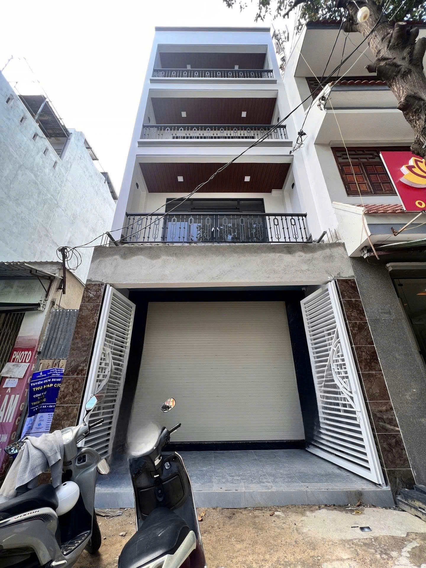 CHO THU&Ecirc; T&Ograve;A NH&Agrave; KINH DOANH 4 TẦNG C&Oacute; THANG M&Aacute;Y & PCCC CHUẨN KHU B&Agrave;N CỜ PHƯỚC LONG NHA TRANG &ndash; DIỆN T&Iacute;CH SỬ DỤNG 300M&sup2; MẶT TIỀN 12M VỈA H&Egrave; 3M GI&Aacute; 35 TRIỆU