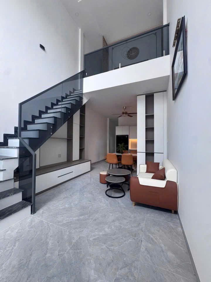 CHO THU&Ecirc; NH&Agrave; NGUY&Ecirc;N CĂN MẶT TIỀN 1 TRỆT 1 LẦU KHU H&Ograve;N XỆN BẮC NHA TRANG &ndash; DIỆN T&Iacute;CH SỬ DỤNG TR&Ecirc;N 100M&sup2; FULL NỘI THẤT 3 PH&Ograve;NG NGỦ GI&Aacute; 22 TRIỆU