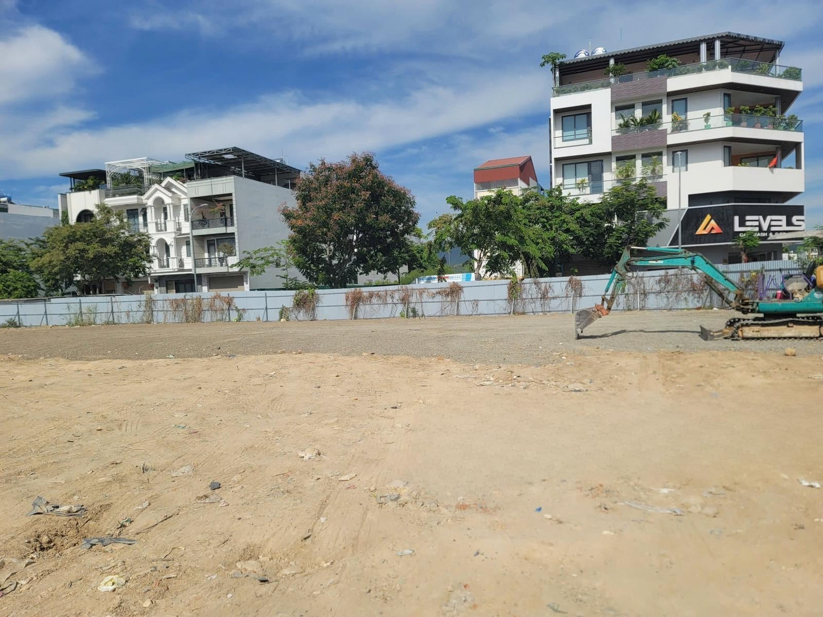 CHO THU&Ecirc; QUỸ ĐẤT CĂN G&Oacute;C 6000M&sup2; KHU Đ&Ocirc; THỊ H&Agrave; QUANG 2 NHA TRANG &ndash; MẶT TIỀN ĐƯỜNG 1B V&Agrave; ĐƯỜNG SỐ 8 &ndash; CHỦ HỖ TRỢ X&Acirc;Y KHUNG M&Aacute;I CHE NỀN GI&Aacute; TỪ 80 TRIỆU