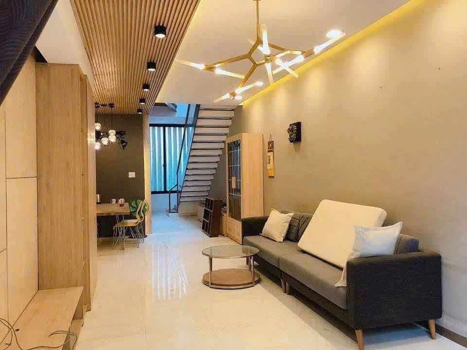 CHO THU&Ecirc; NH&Agrave; 3 TẦNG MẶT TIỀN ĐƯỜNG L&Yacute; THƯỜNG KIỆT NHA TRANG &ndash; CẬN CHỢ ĐẦM SẦM UẤT &ndash; C&Oacute; GARA &Ocirc; T&Ocirc; &ndash; FULL NỘI THẤT CAO CẤP GI&Aacute; 25 TRIỆU